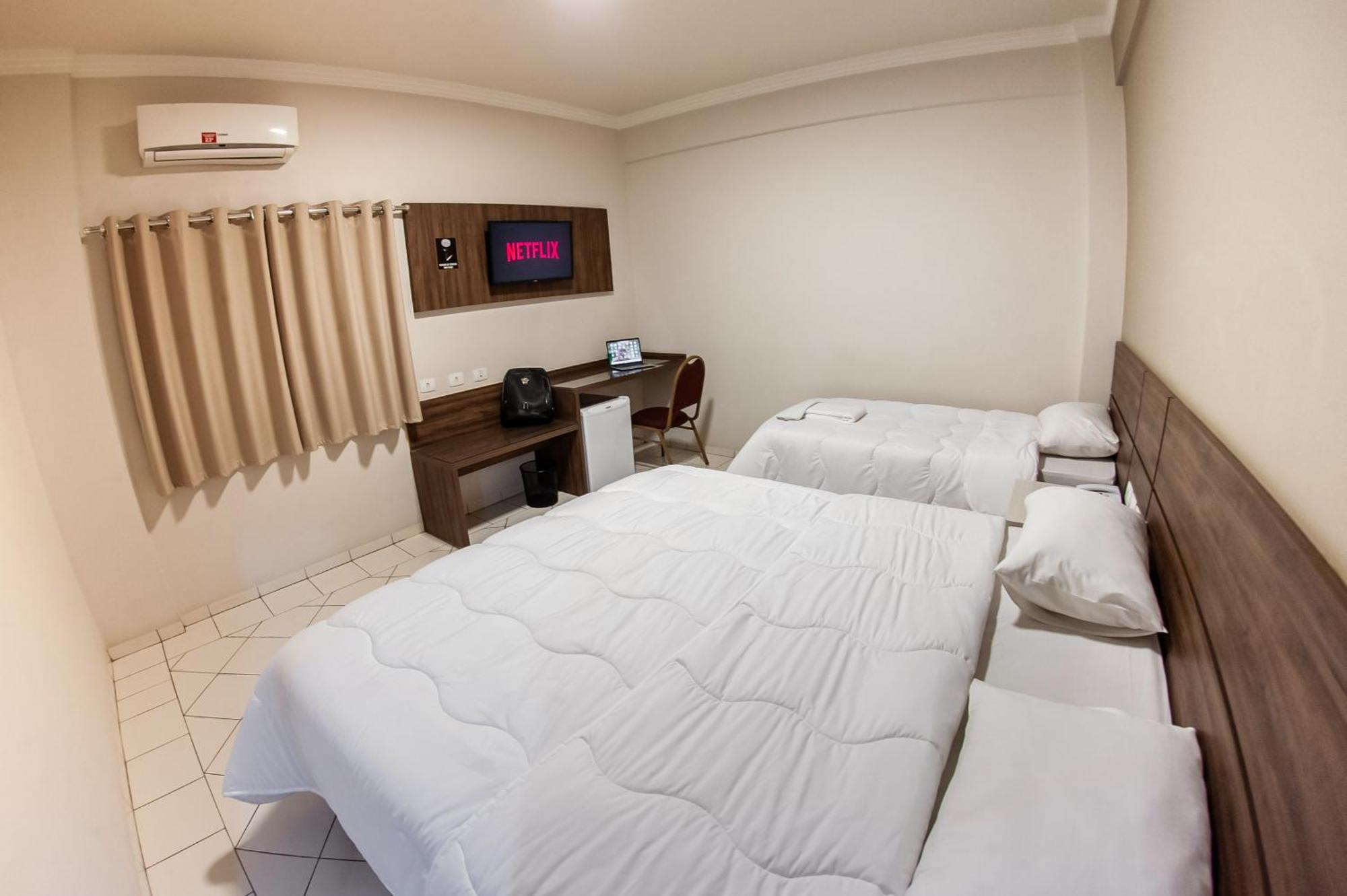 London Hotel Londrina Kamer foto
