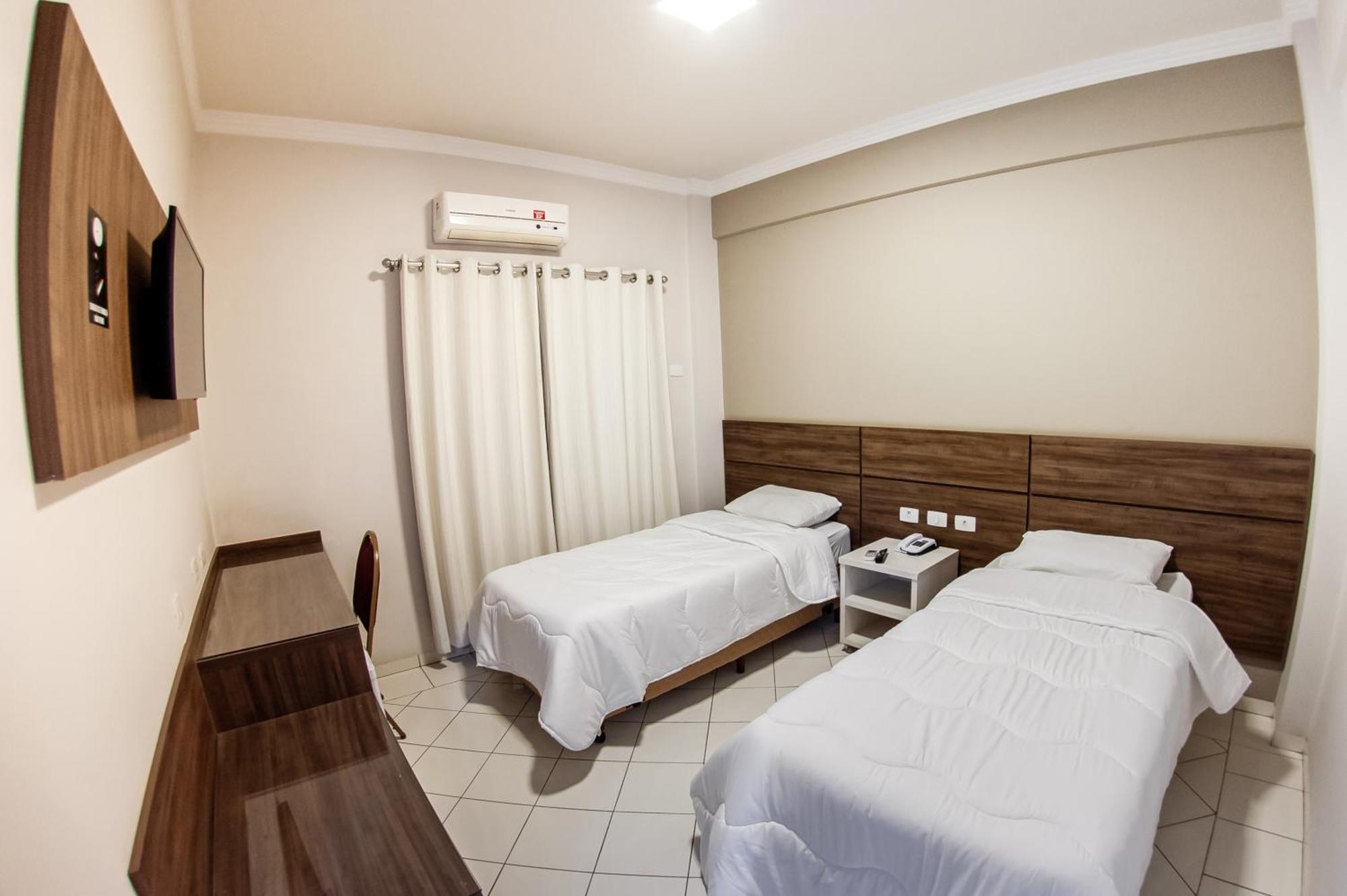 London Hotel Londrina Kamer foto