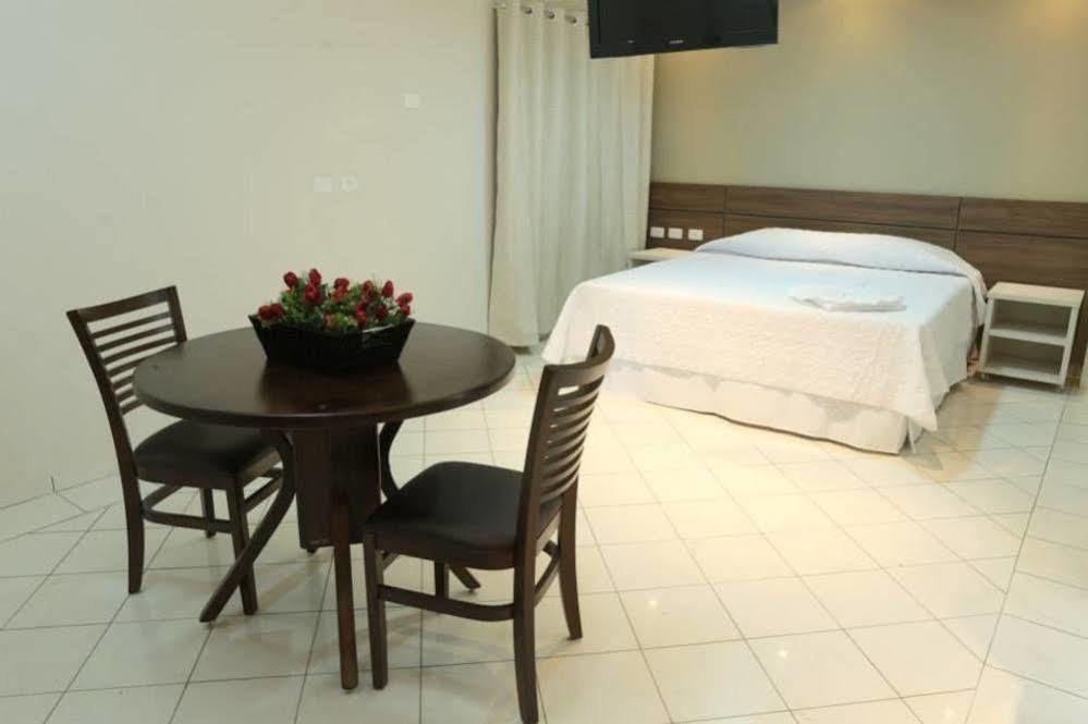 London Hotel Londrina Buitenkant foto